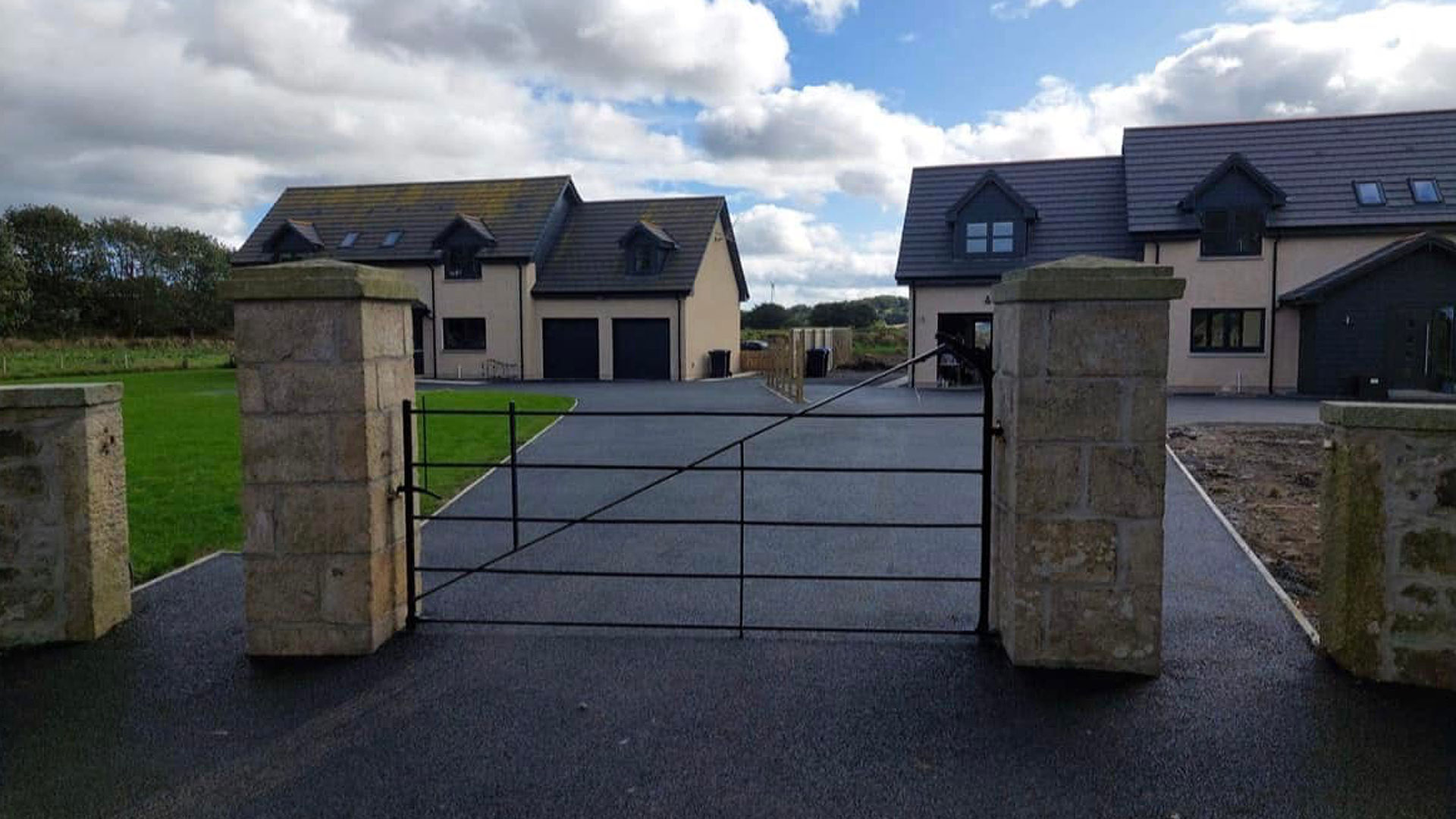   Tarmac Aberdeens offer a combination of durability, aesthetics, and practicality, making them an excellent choice for modern homes. Their ease of maintenance, safety features, and environmental benefits further enhance their appeal, providing long-term value and performance. 